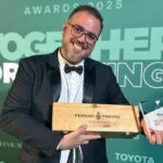 Médico mineiro que fantasia crianças antes de cirurgias é premiado na Itália