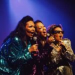 Análise: Fat Family emociona o público em show tributo a Tim Maia