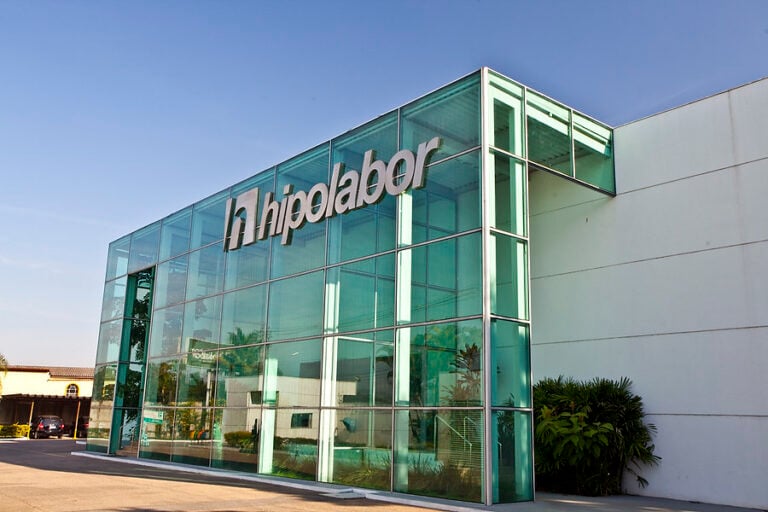 Hipolabor realiza mutirão de empregos para a fábrica de medicamentos em Sabará