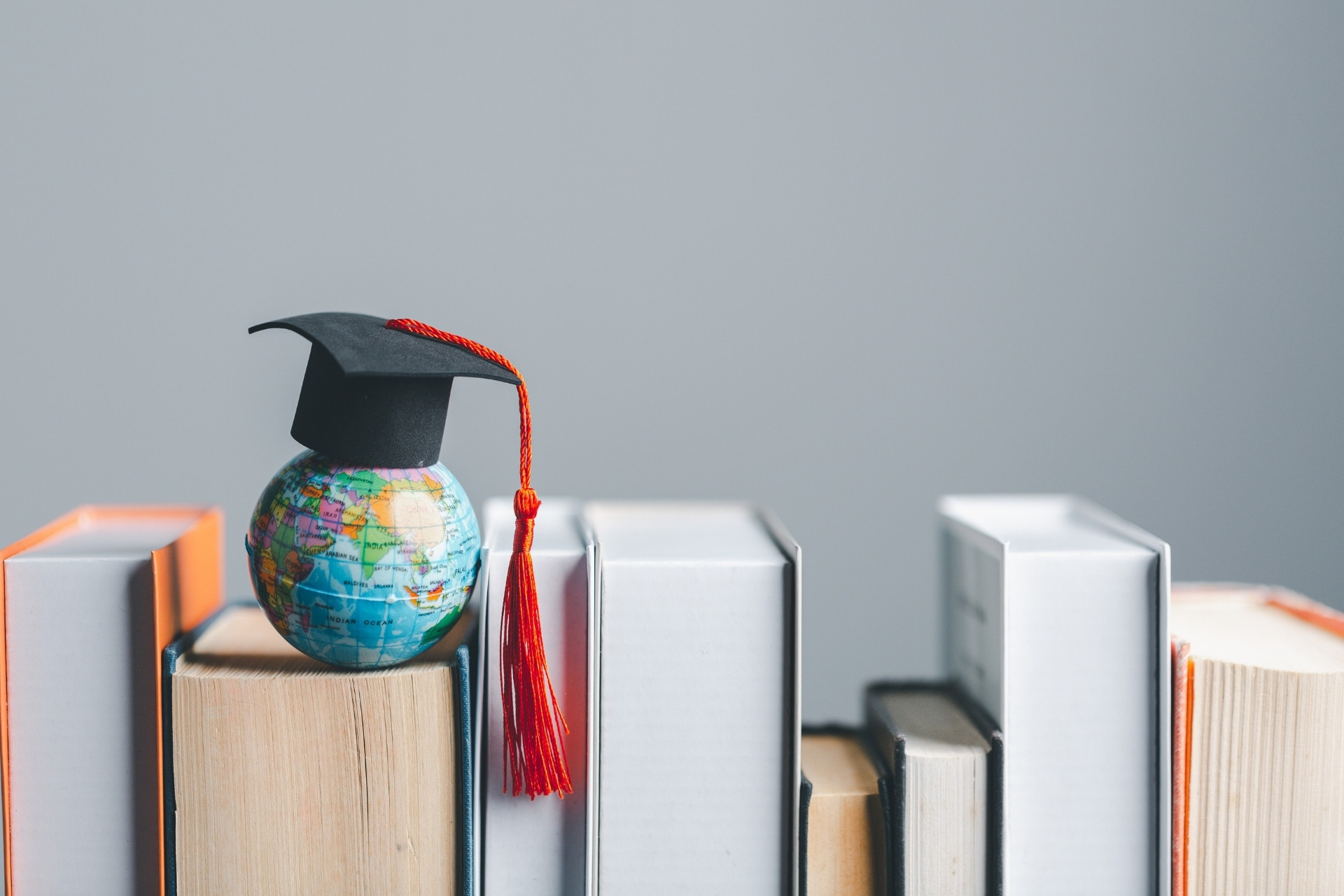 UFVJM abre inscrições para 15 programas de mestrado e doutorado com início no segundo semestre de 2025