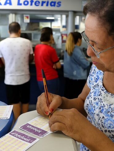 Lotofácil 3415 sorteia prêmio de R$ 1,8 milhão nesta quarta-feira; veja o resultado