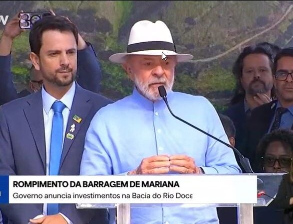 A política em cima do muro de Juliano Duarte