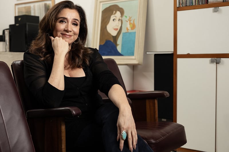 Marisa Orth é homenageada na 20ª CineOP, que celebra o humor das mulheres no cinema