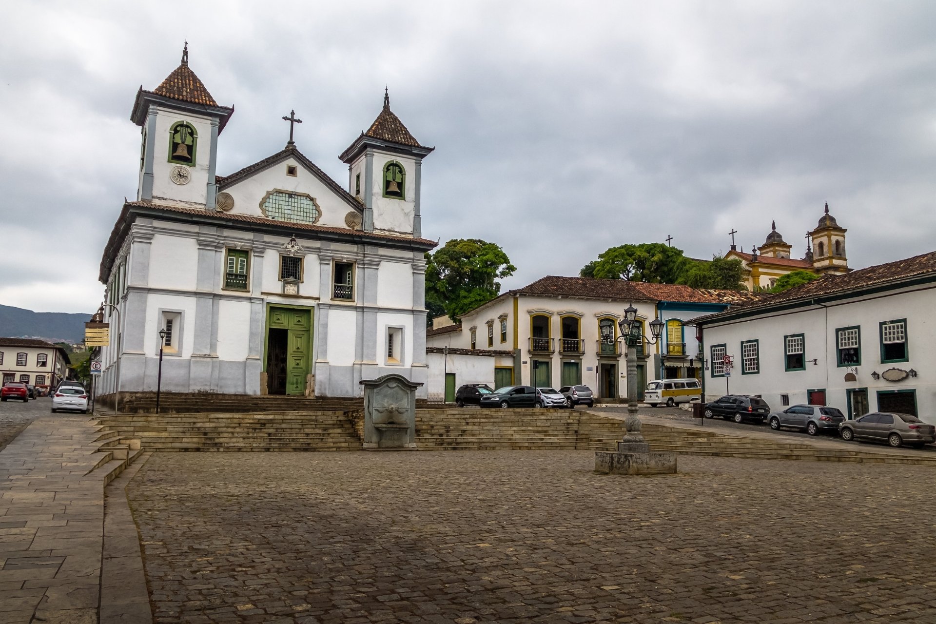 Praça da Sé, em Mariana, preserva memória histórica e religiosa de Minas Gerais