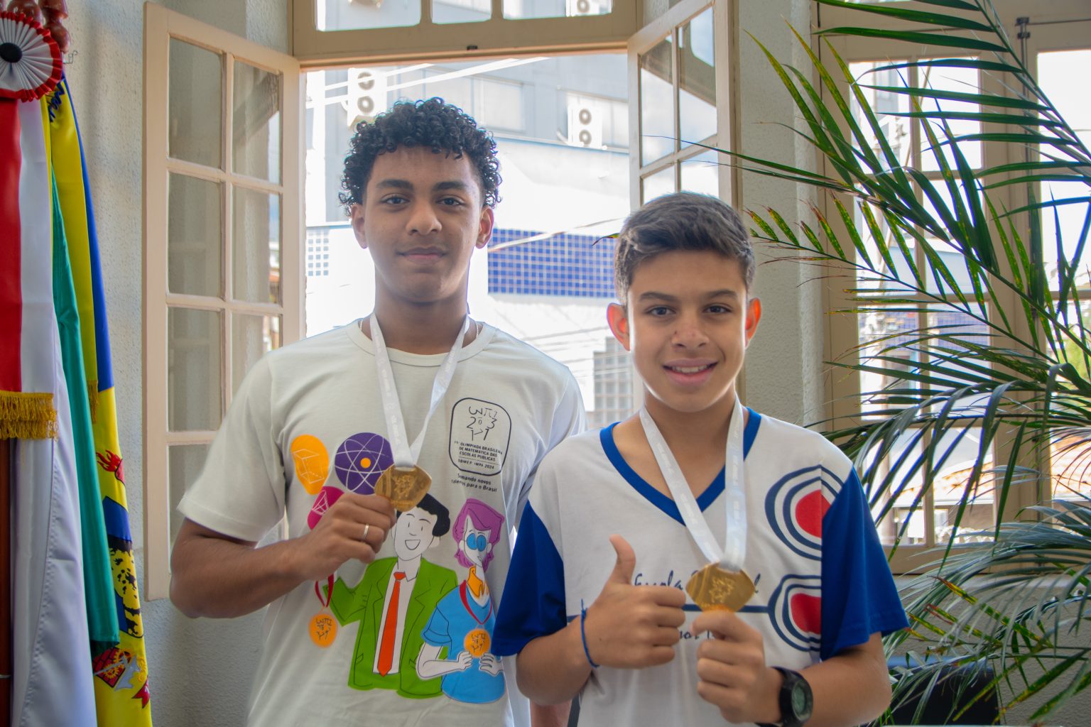 Estudantes da rede pública de Itabirito conquistam oito medalhas na Olimpíada de Matemática, incluindo dois ouros