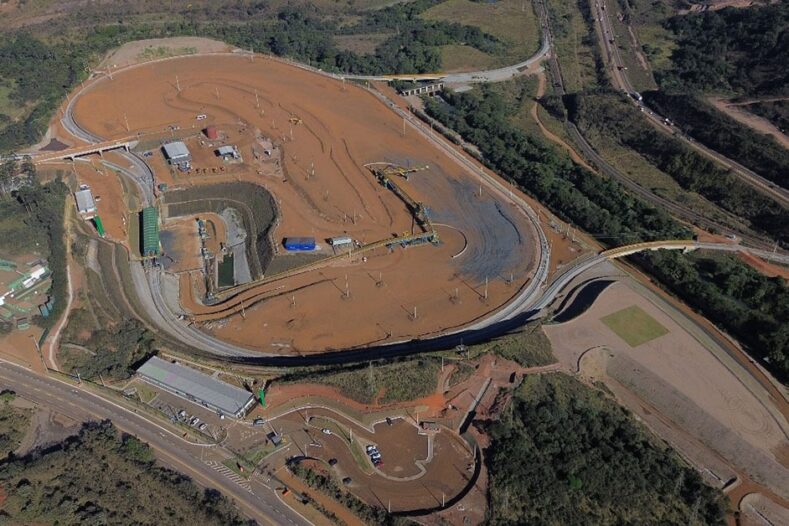 Terminal de R$ 480 milhões conecta ferrovias e rodovias em Minas Gerais