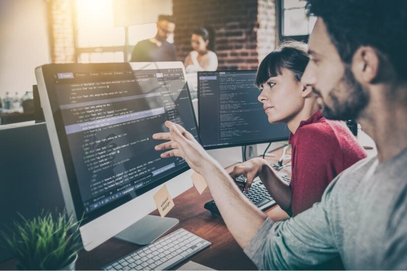 Formação gratuita em Java oferece certificado e 4 mil vagas em parceria entre DIO e Riachuelo