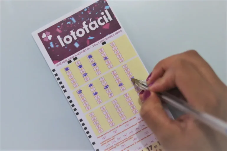 Resultado Lotofácil 3461 de hoje, terça-feira (05/08/25)