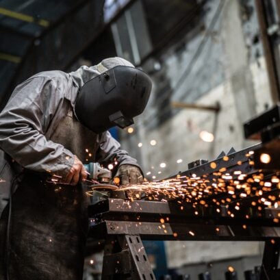 Siderurgia pode cortar até 37 mil empregos no Brasil, aponta entidade