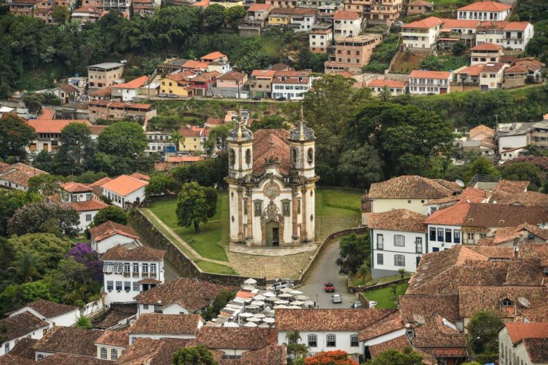 Estudo da UFMG mapeia 146 prédios de Ouro Preto e identifica alto risco de incêndio
