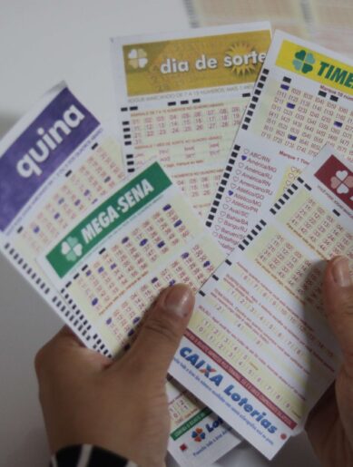 Acumulada, Mega-Sena 2913 pode pagar R$ 55 milhões