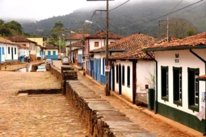 Ouro Preto: Câmara Itinerante leva serviços gratuitos a São Bartolomeu nesta sexta