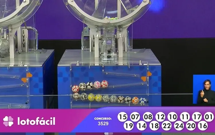 Resultado da Lotofácil 3529 de hoje, segunda-feira (03/11/25)