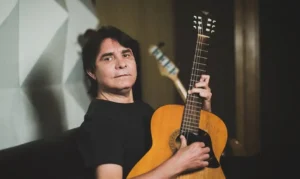 Relembre canções compostas por Lô Borges