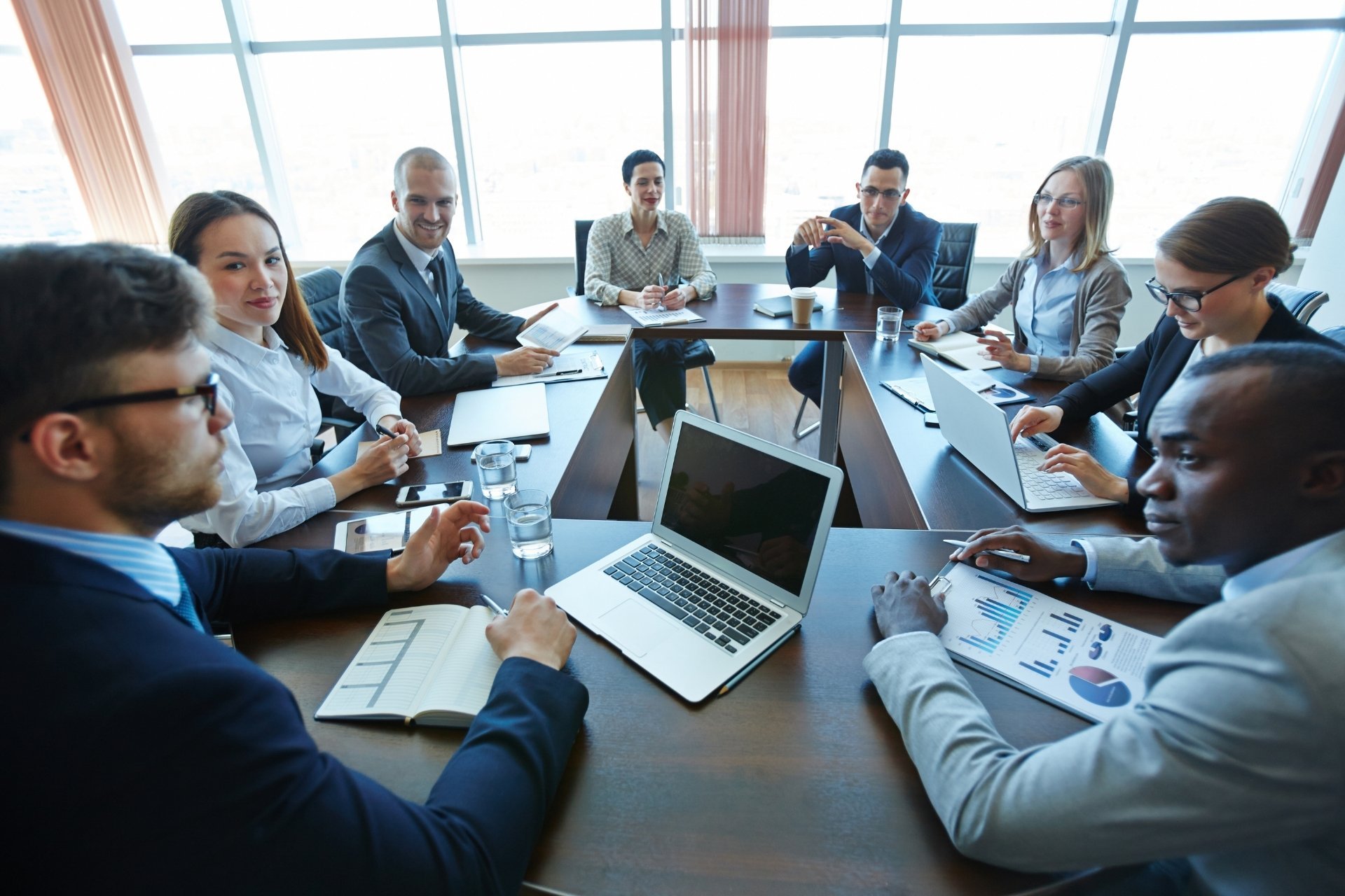 Prefeituras mineiras podem se inscrever até 26 de novembro para receber apoio em áreas estratégicas da gestão pública
