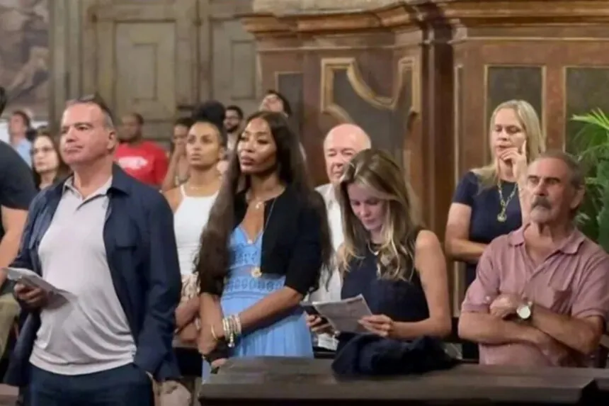 Jornalista apura que a presença da supermodelo Naomi Campbell em uma missa realizada em Ouro Preto gerou forte repercussão nas redes sociais e veículos de imprensa