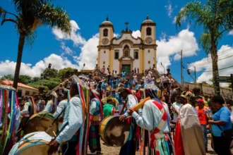 Festa do Reinado em Ouro Preto celebra fé e cultura entre 4 e 11 de janeiro com programação especial